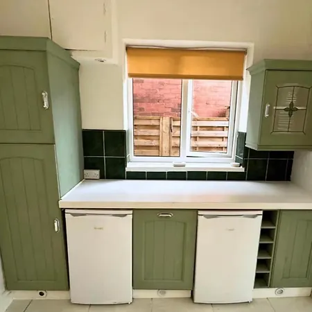 Monthly Discounts Available - Family - Contractors Lt * Harrogate