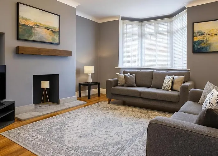 Monthly Discounts Available - Family - Contractors Lt * Harrogate